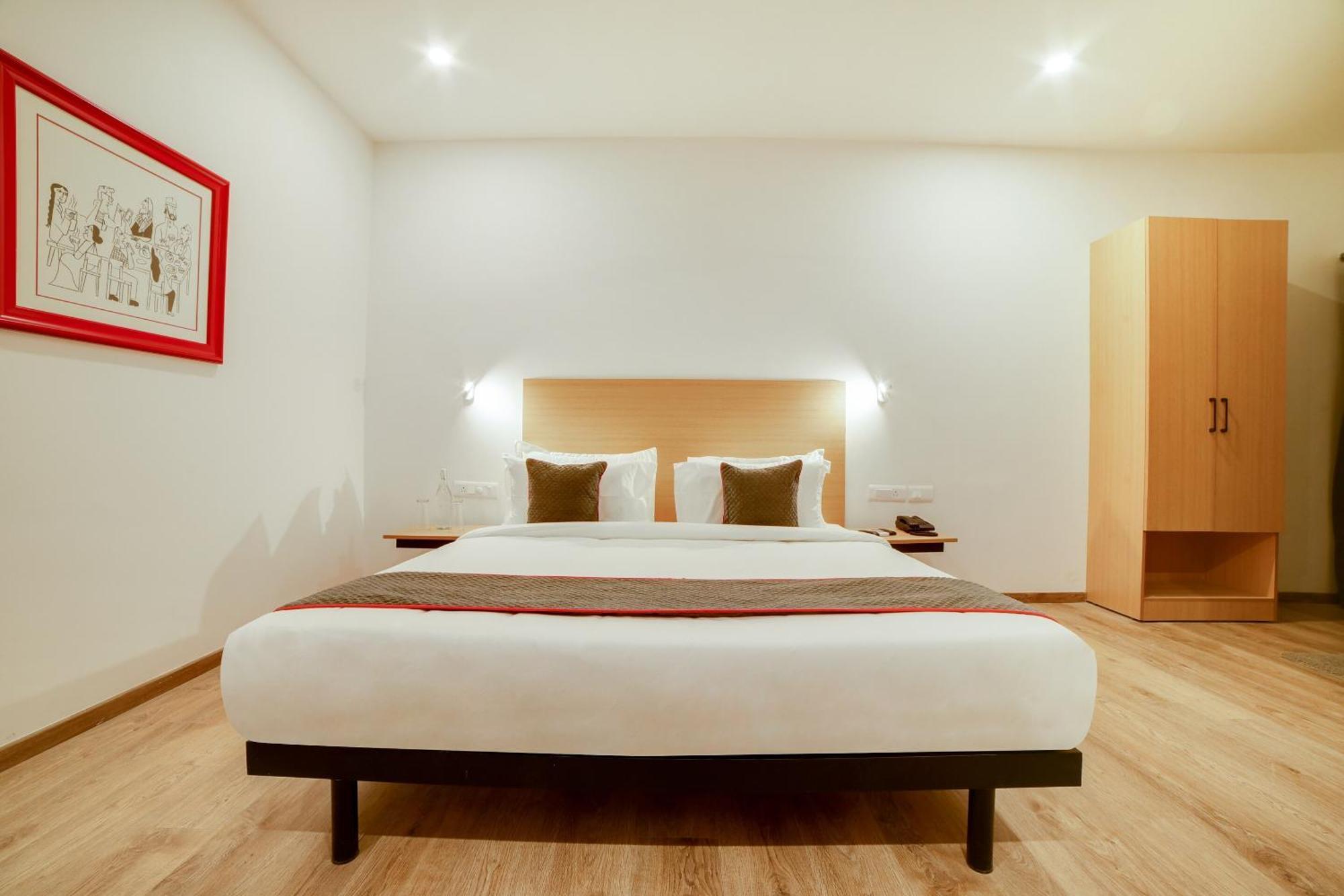 Super Townhouse Hosur Main Road Bommanahalli Near Gopalan Innovation Mall Bengaluru Zewnętrze zdjęcie