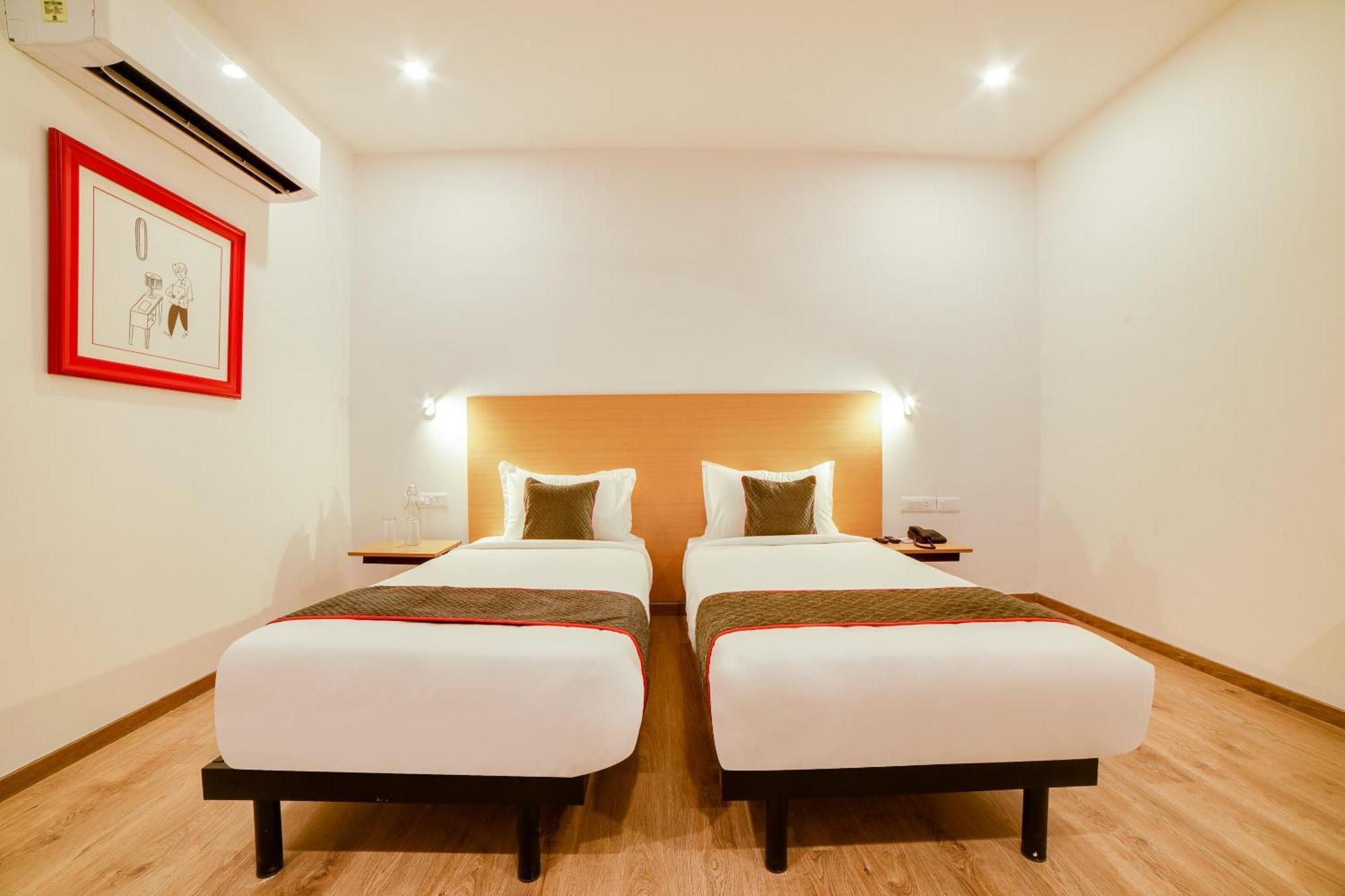 Super Townhouse Hosur Main Road Bommanahalli Near Gopalan Innovation Mall Bengaluru Zewnętrze zdjęcie