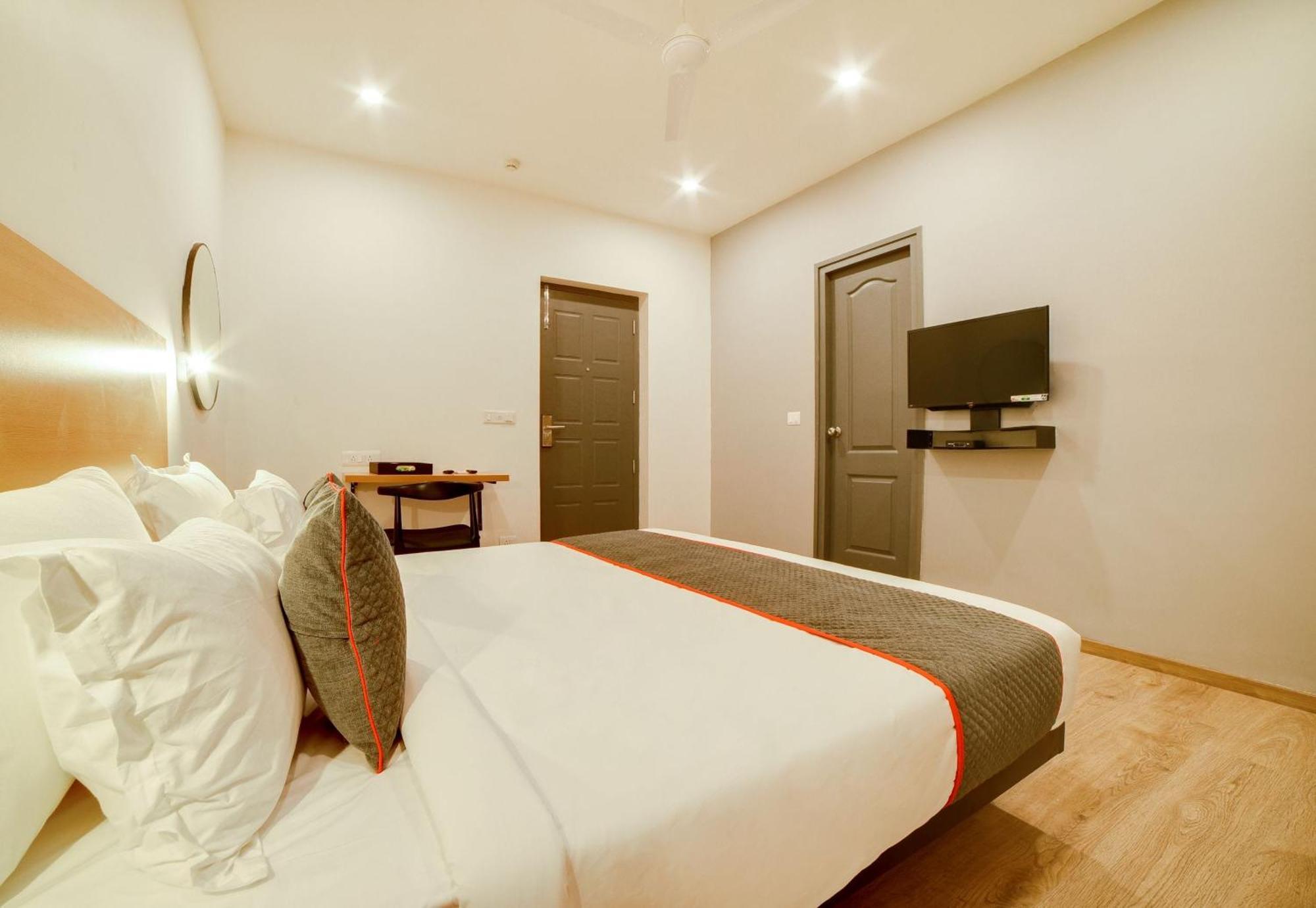 Super Townhouse Hosur Main Road Bommanahalli Near Gopalan Innovation Mall Bengaluru Zewnętrze zdjęcie