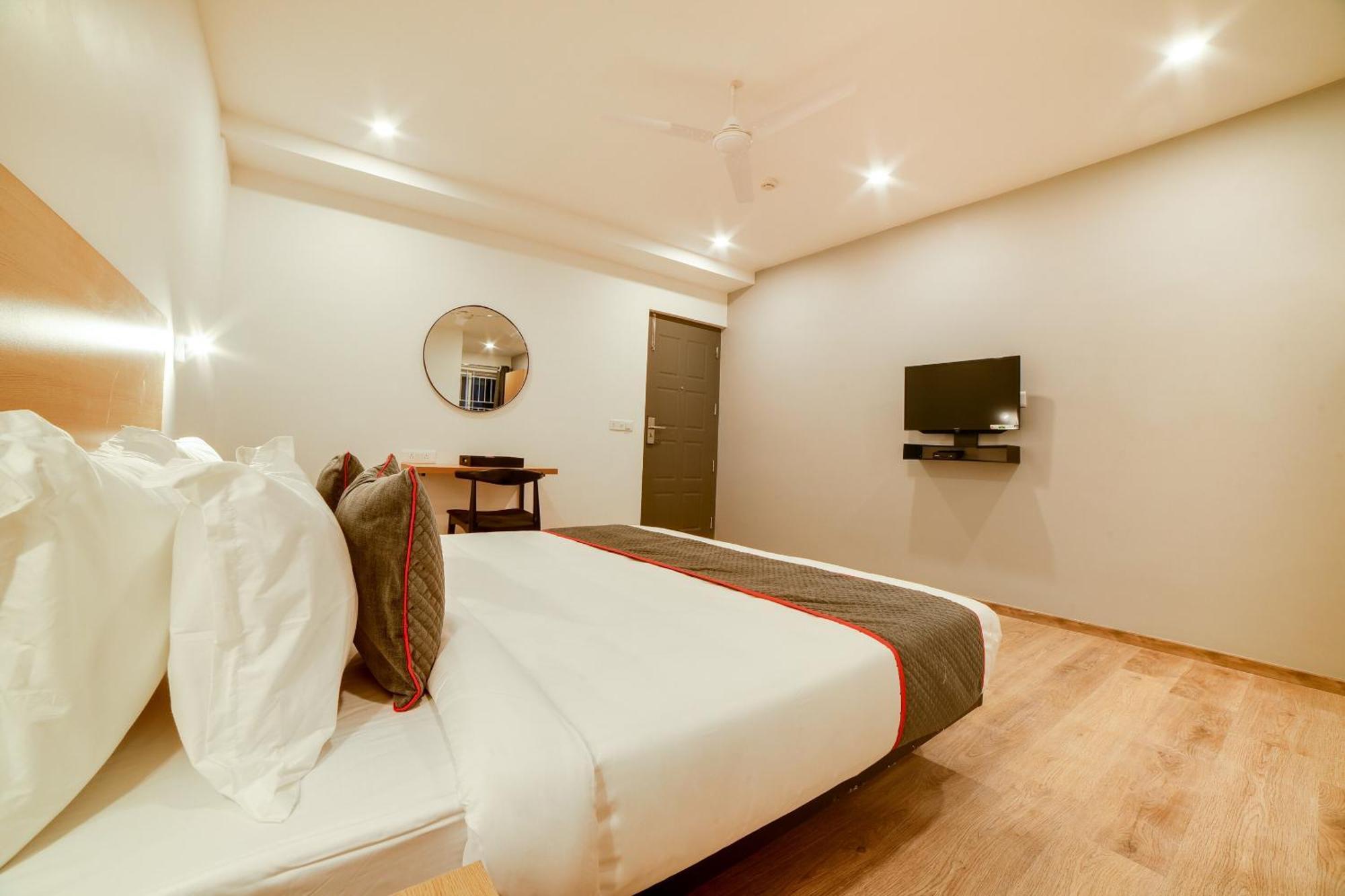 Super Townhouse Hosur Main Road Bommanahalli Near Gopalan Innovation Mall Bengaluru Zewnętrze zdjęcie