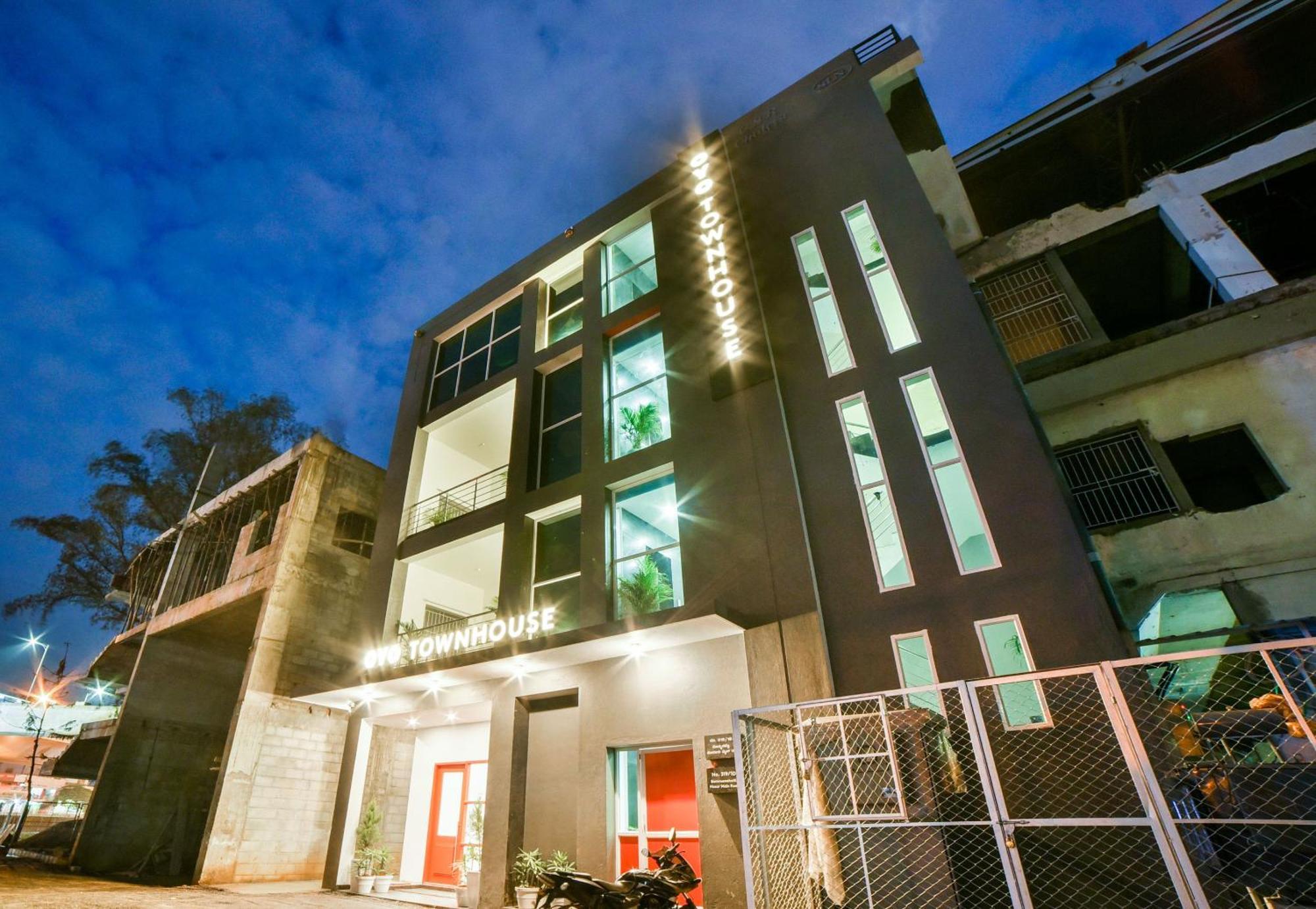 Super Townhouse Hosur Main Road Bommanahalli Near Gopalan Innovation Mall Bengaluru Zewnętrze zdjęcie